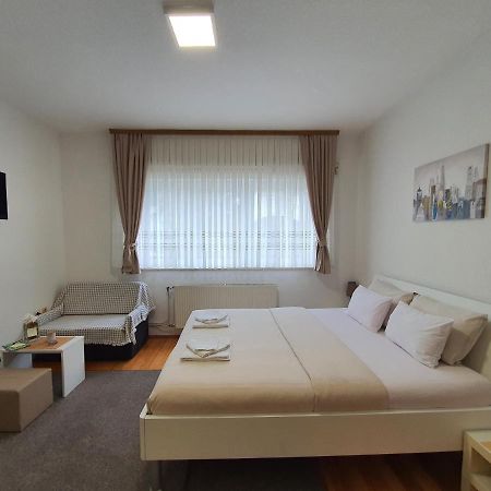 Studio Apartman 11 Bihać Екстериор снимка