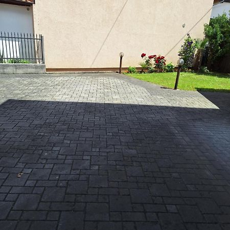 Studio Apartman 11 Bihać Екстериор снимка