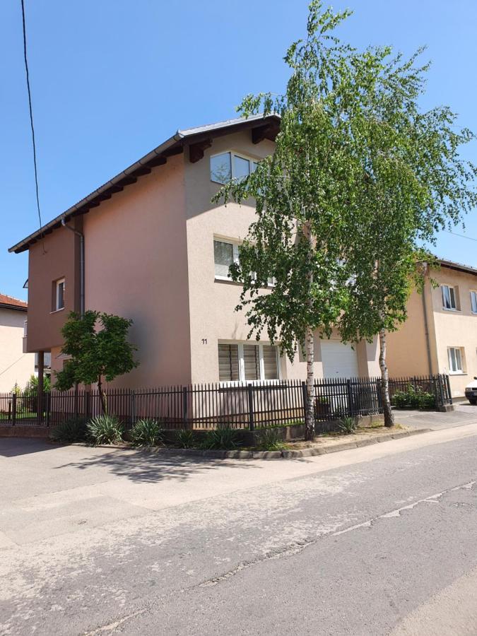 Studio Apartman 11 Bihać Екстериор снимка