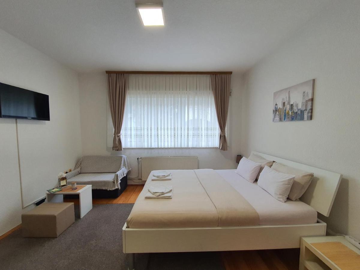 Studio Apartman 11 Bihać Екстериор снимка